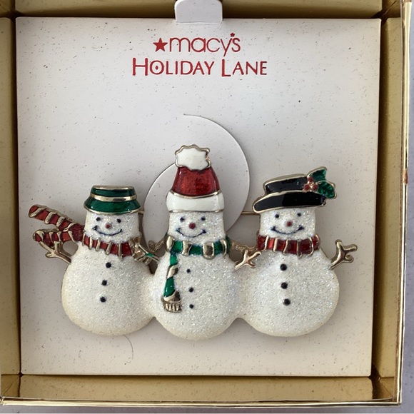 2 Macys holiday pins. One is 3 snowmen. The other is Santa golfing. - Picture 1 of 2